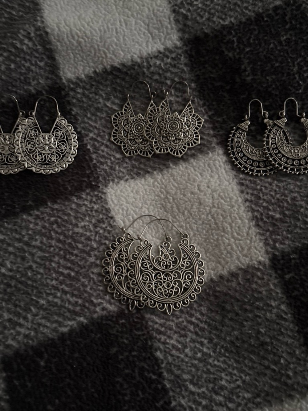 Intricate Filigree Silver-Tone Hoop Earrings BUNDLE BNWOT - Women's Jewelry